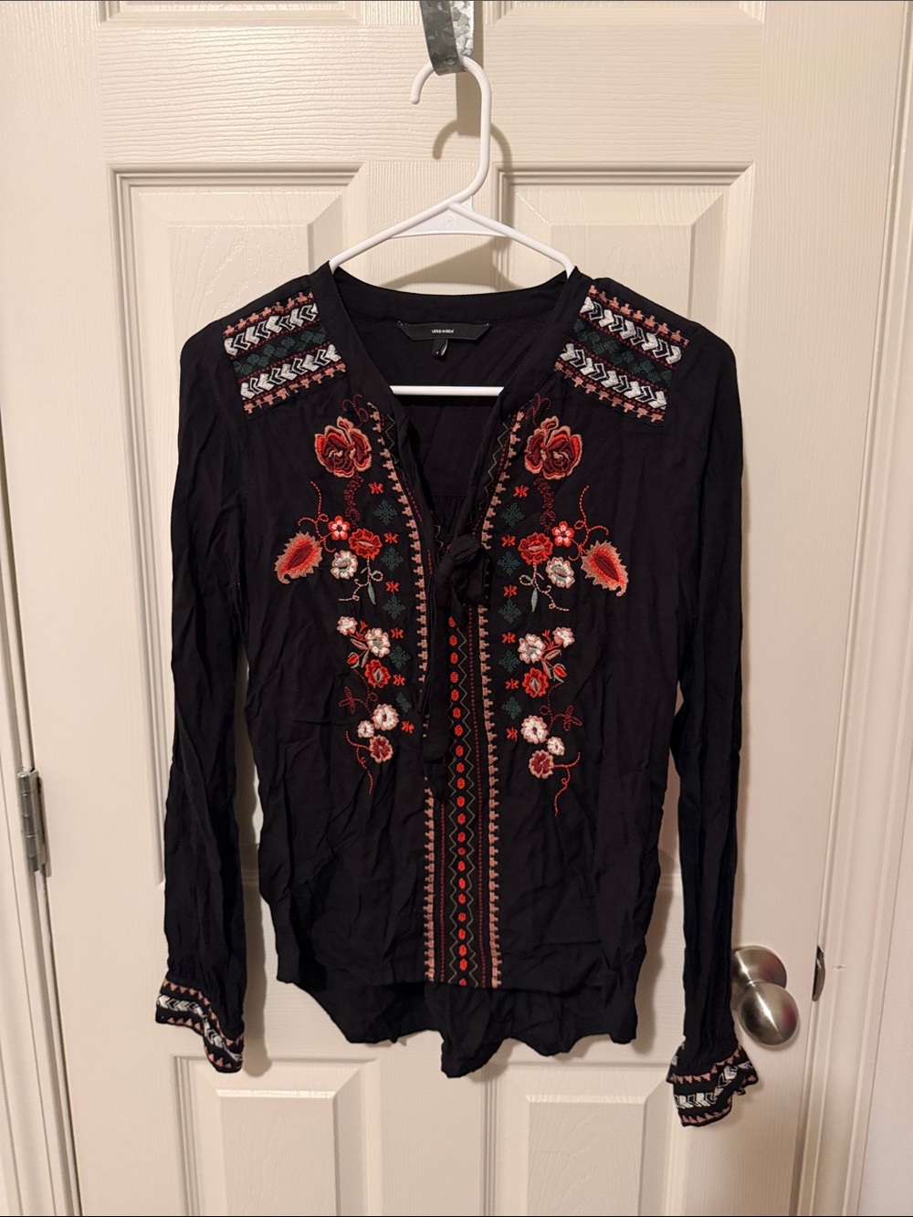 Vero Moda Black Embroidered Floral V-Neck Blouse